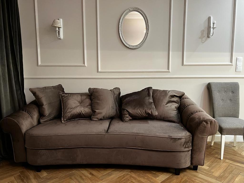 Family & Business Sauna Apartments Sienkiewicza No1 Centrum Plac Lliteratow- Piekny Apartament - 1 Bedroom With Private Sauna, Bath With Hydromassage, Parking キェルツェ エクステリア 写真